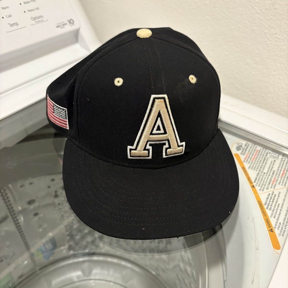 Army Black Knights Hat Fitted 7 1/4 Nike True Black Gold NCAA Dri-Fit Men